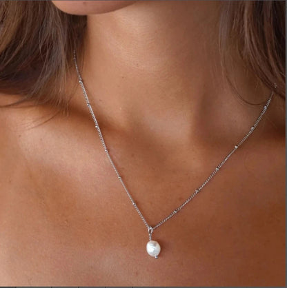 Éclat Pearl Necklace